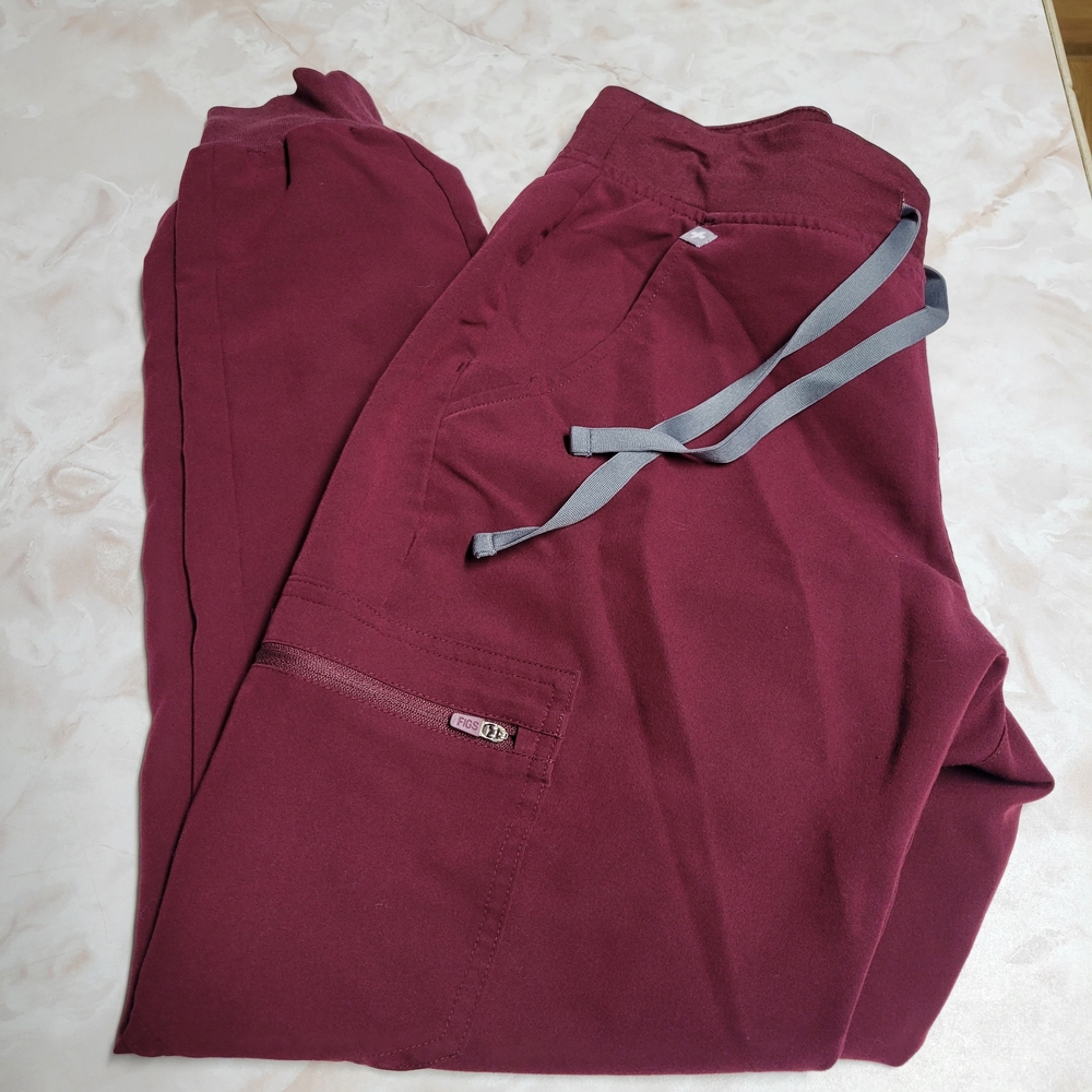 FIGS Zamora Jogger Scrub Pants Small Burgundy W18SW2005